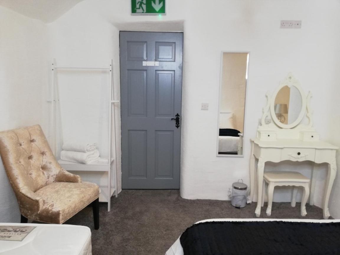 Ardhill House The Diamond, In The Heart Of Ardara Town , F94 C7X9 Hotell Exteriör bild